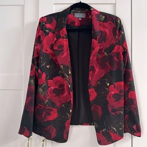 Soft Floral blazer by PJK. SZ S